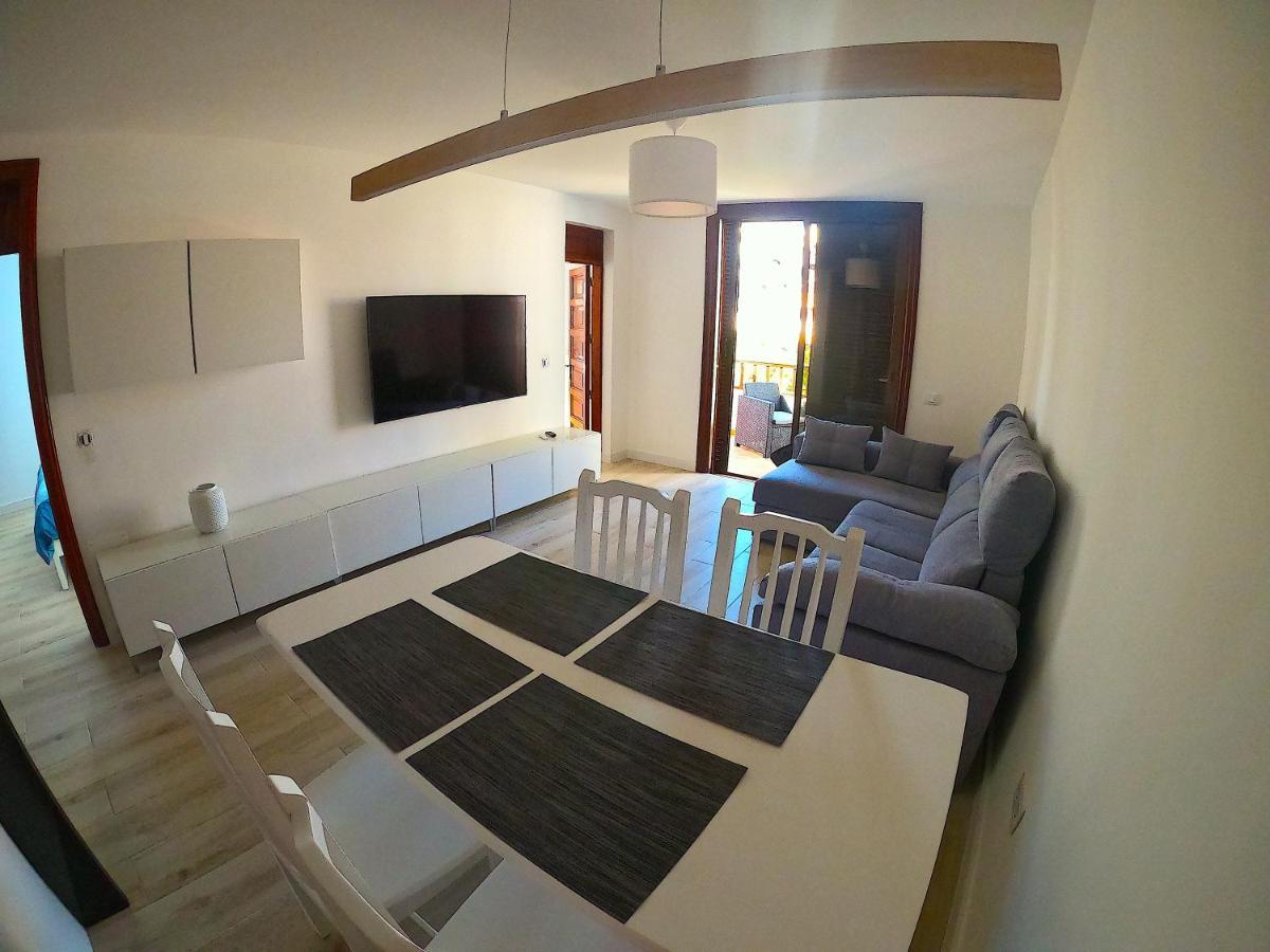Parque Santiago I - 2 Bedroom - 1 Bathroom - Open Plan Living - Kitchen Area - Extra Large Balcony - First Floor Apartment Playa de las Americas (Tenerife) Exterior foto