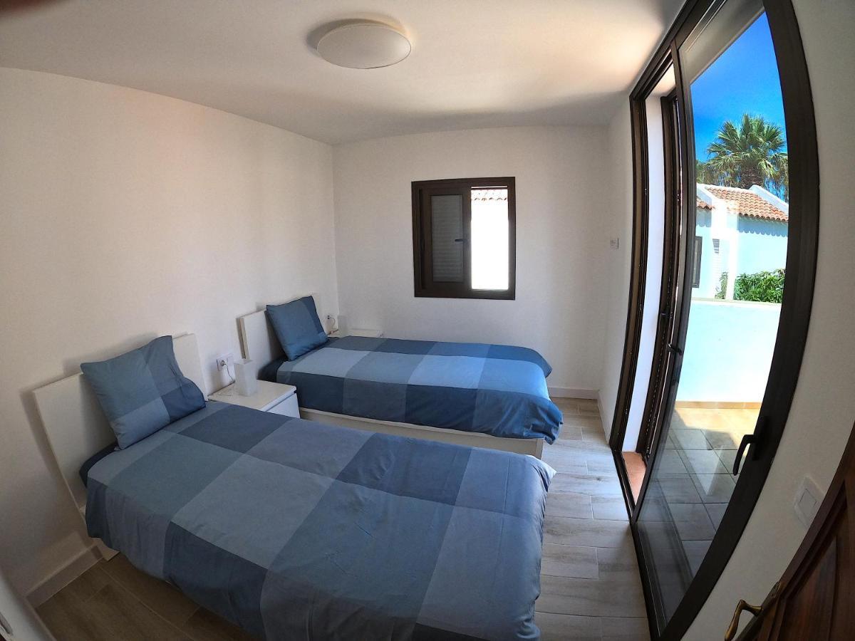 Parque Santiago I - 2 Bedroom - 1 Bathroom - Open Plan Living - Kitchen Area - Extra Large Balcony - First Floor Apartment Playa de las Americas (Tenerife) Exterior foto